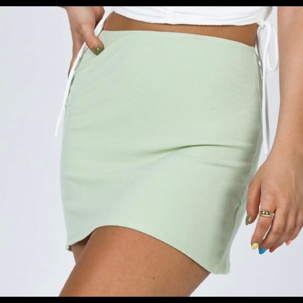 Princess Polly sage green skirt size 2